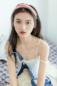 老头添女荫道口视频,神秘古村探险，视频互动新体验-4